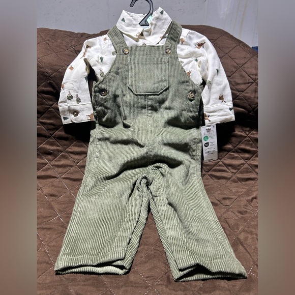 NWT-Carter's Olive Green Corduroy Overalls size boys 6-9months - Picture 1 of 4